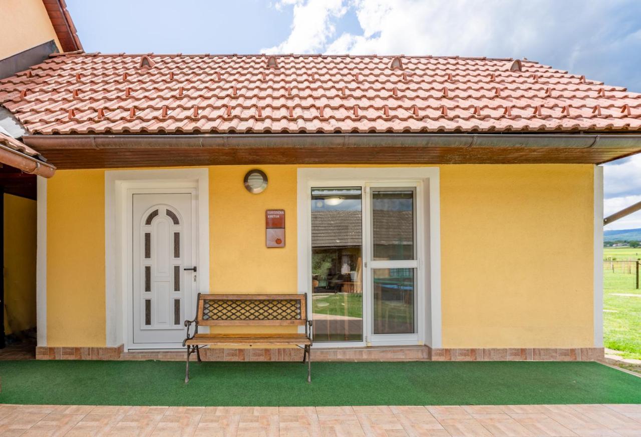 Fortun Estate - Apartmaji Ob Reki Kolpi Метліка Екстер'єр фото