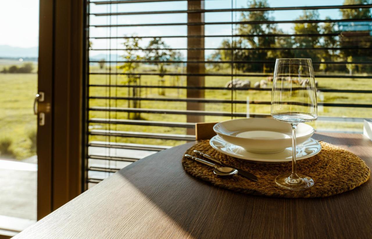 Fortun Estate - Apartmaji Ob Reki Kolpi Метліка Екстер'єр фото